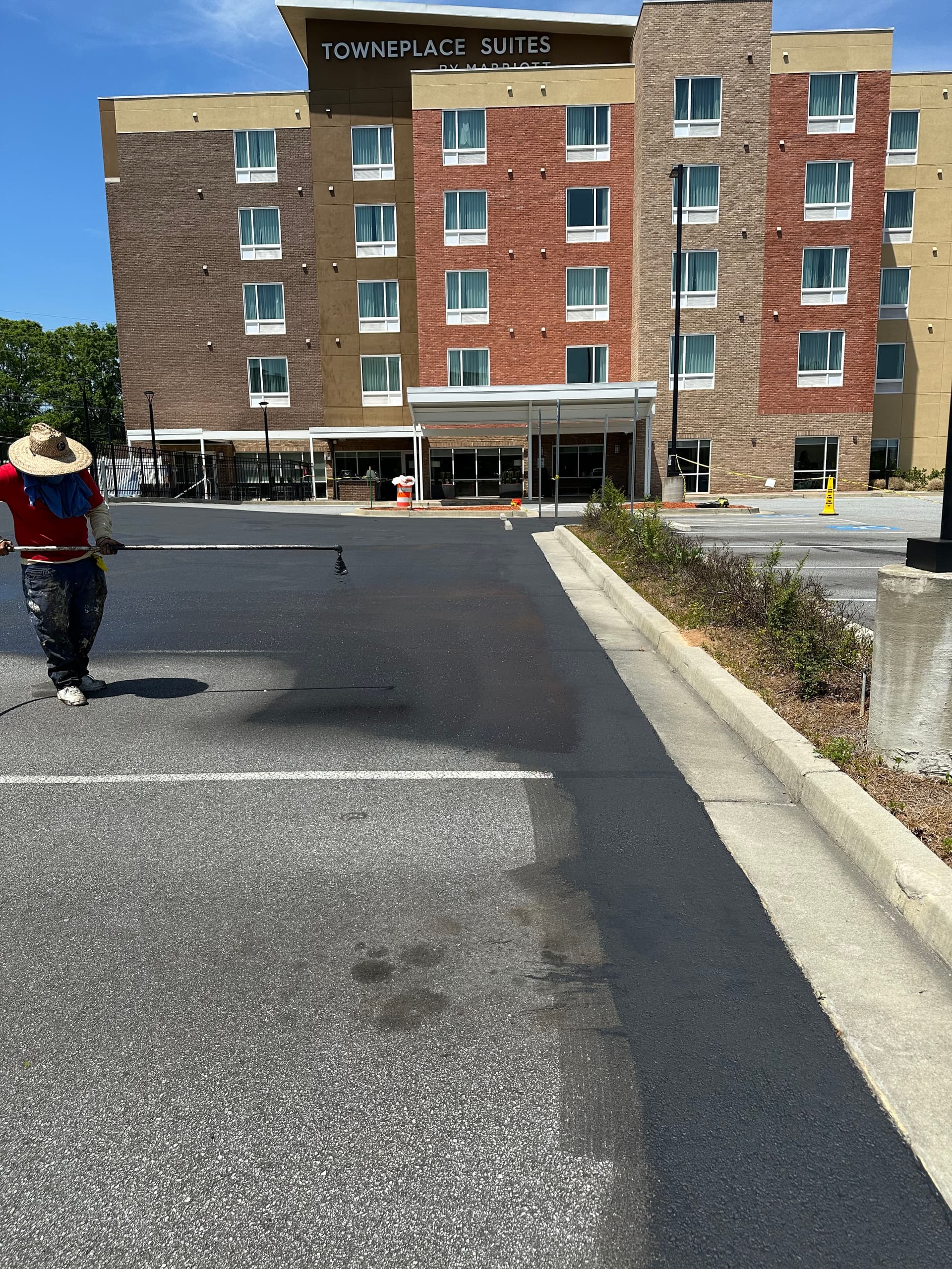 Gallery photos for Hotel Parking Lot Sealcoating and Restriping Done Right: Image #5